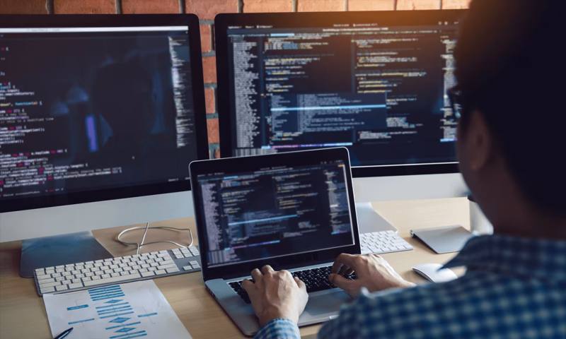 数据科学选型:R与Python如何赋能玉环县网站建设?